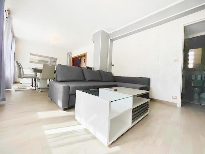 L'Amicale : 80 M², 6 Prs, 3 Ch, Centre Ville Dijon Eksteriør billede